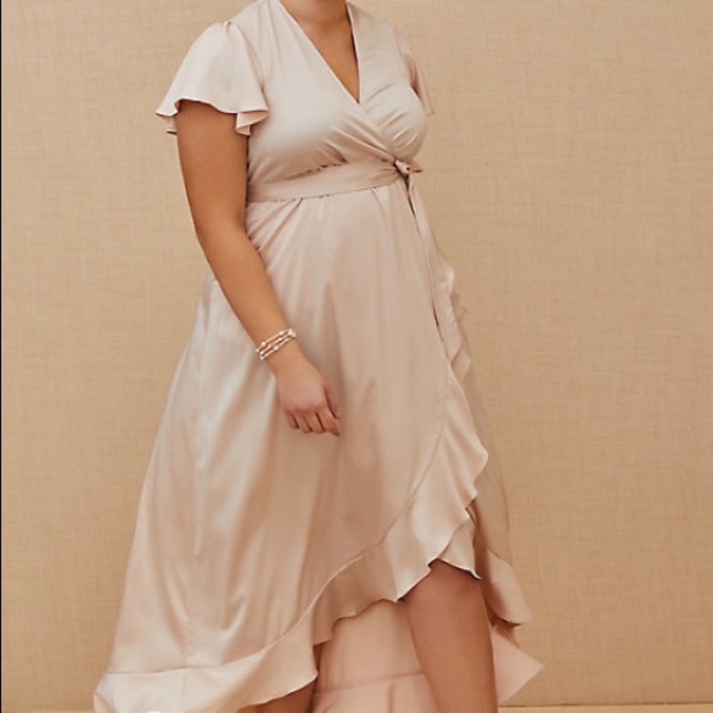 TORRID Light Pink Satin Hi-Lo Formal Gown